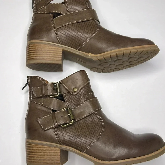 Sofft Maureen  EuroSoft Black Ankle Boot size 7.5m - Picture 3 of 8